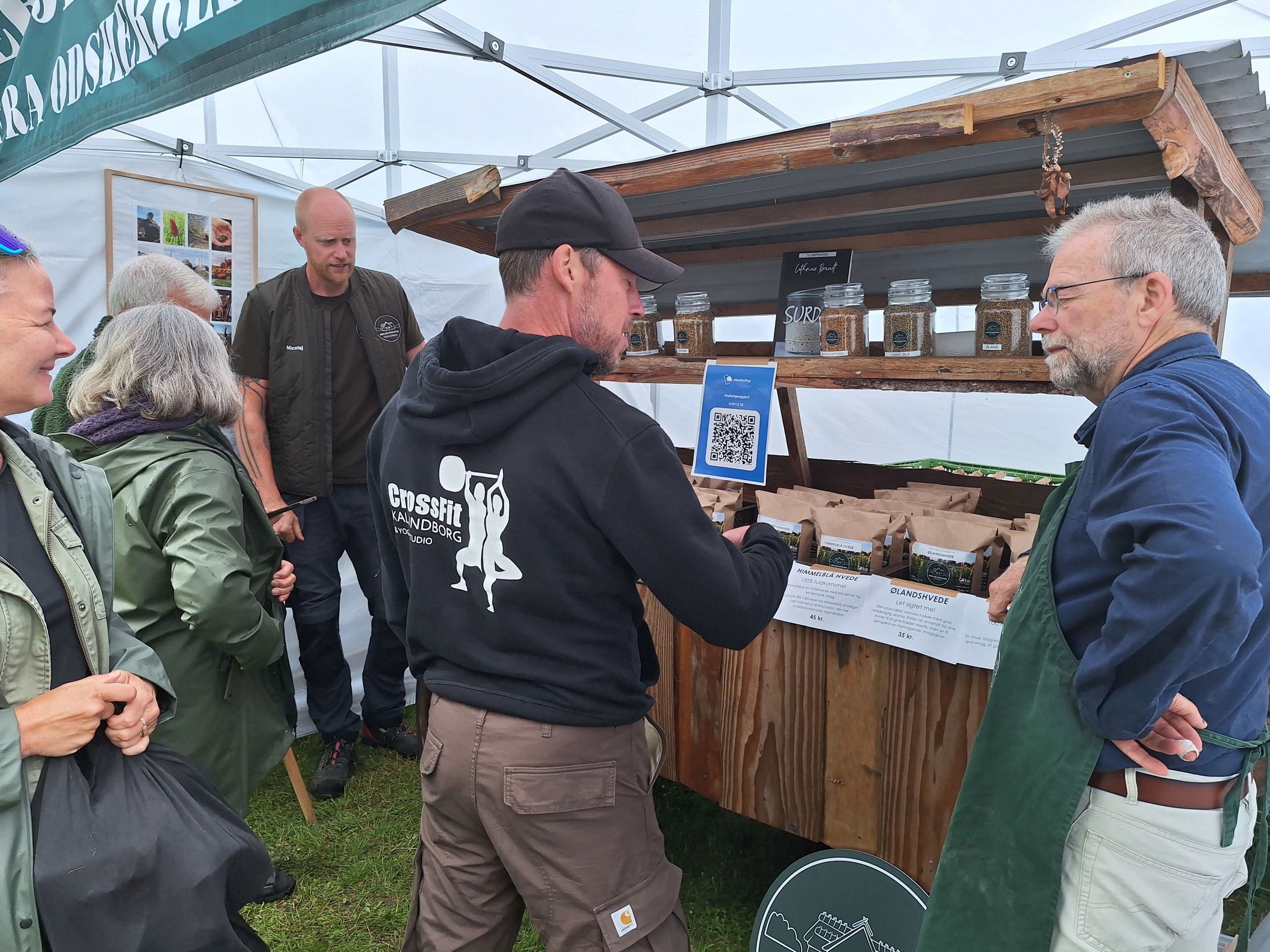 Møllebjerggårds salgsbod, hvor de solgte mel